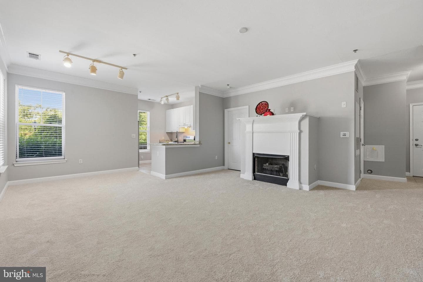 501 Hungerford Drive #144 photo 10