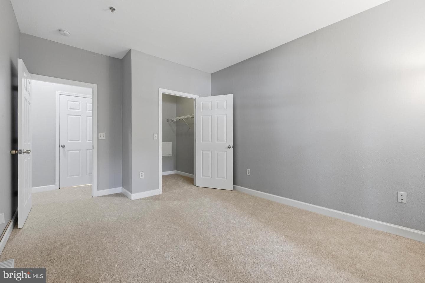 501 Hungerford Drive #144 photo 23
