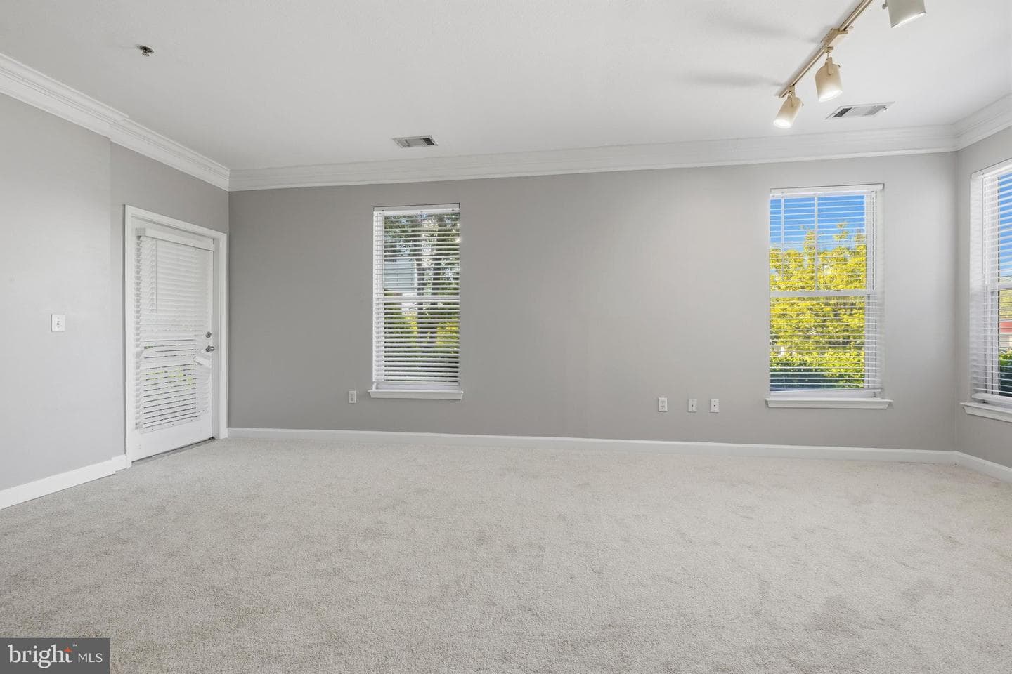 501 Hungerford Drive #144 photo 6