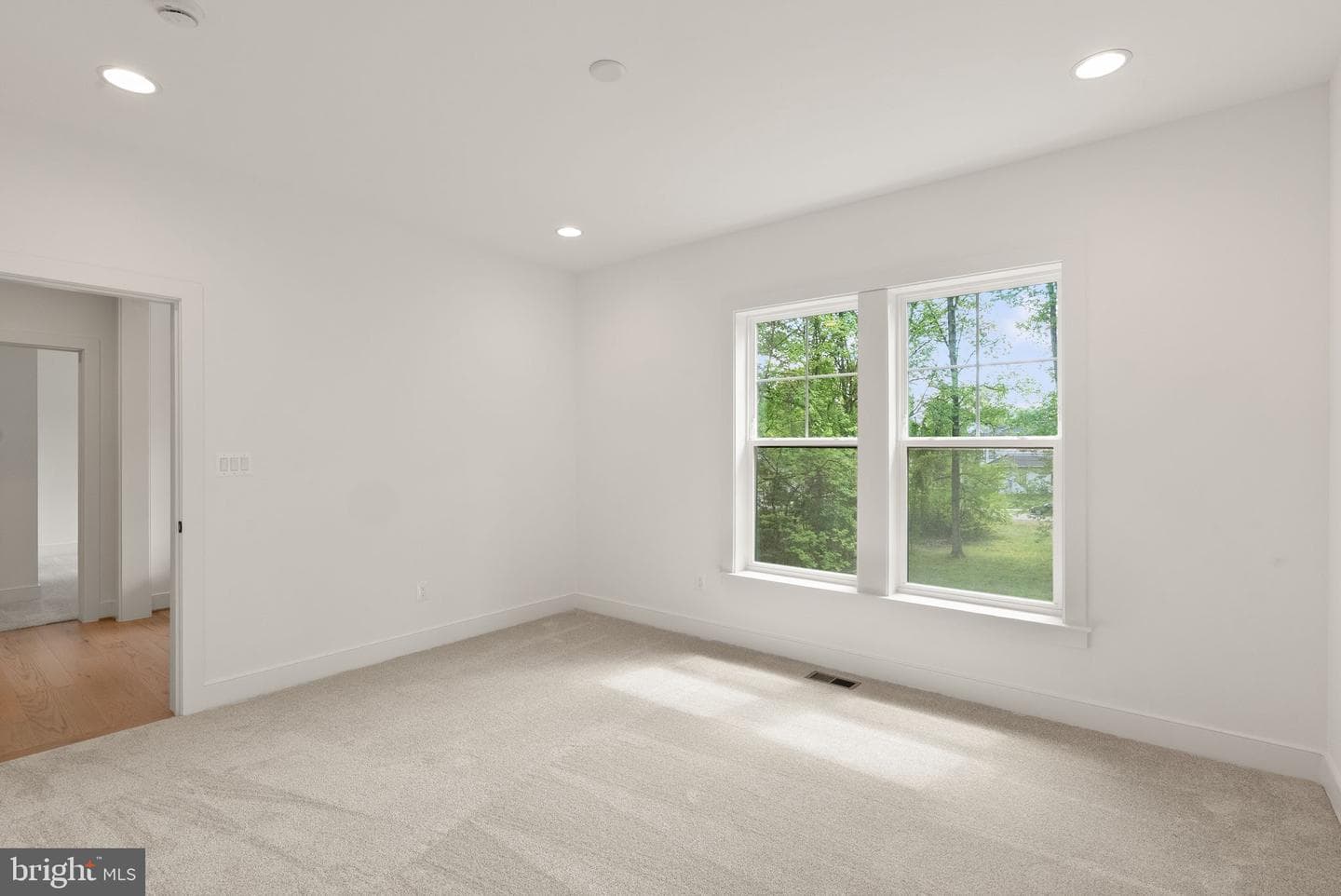 7215 Barnett Road photo 27