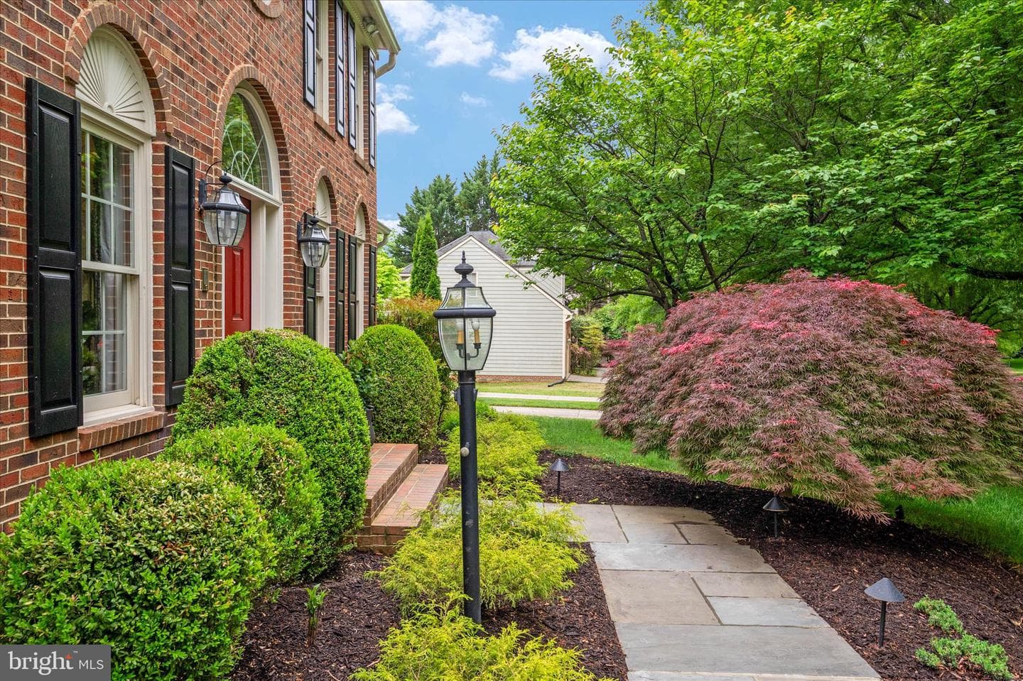 5613 Sugarbush Lane photo 4