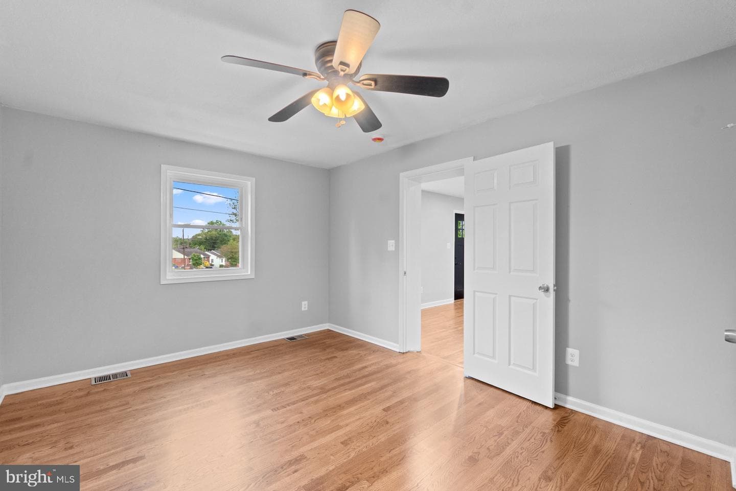 12422 Feldon Street photo 11