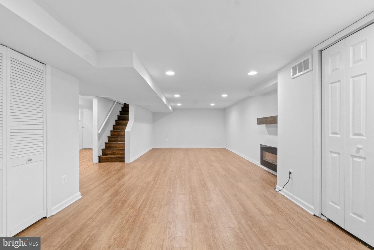 12422 Feldon Street photo 17