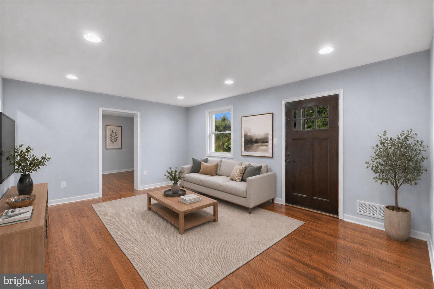 12422 Feldon Street photo 3