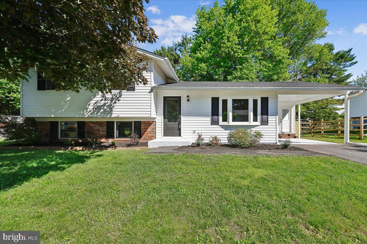 24321 Log House Rd photo 1