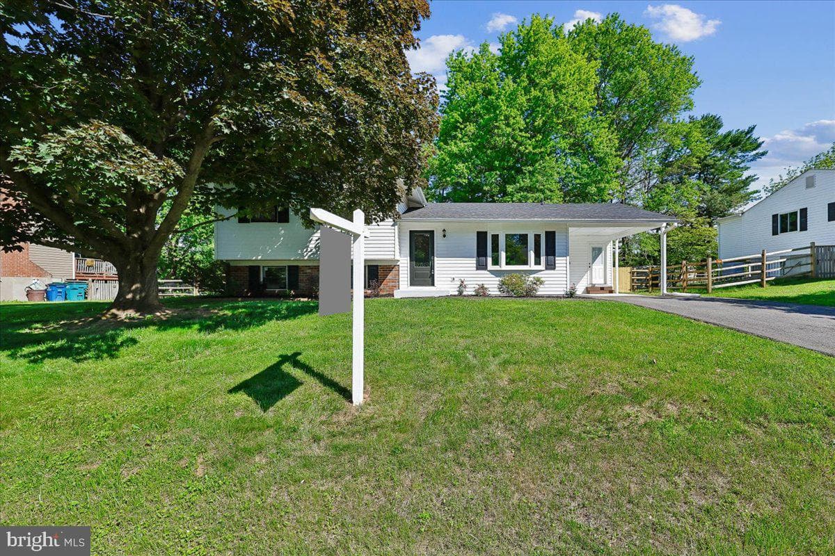 24321 Log House Rd photo 2