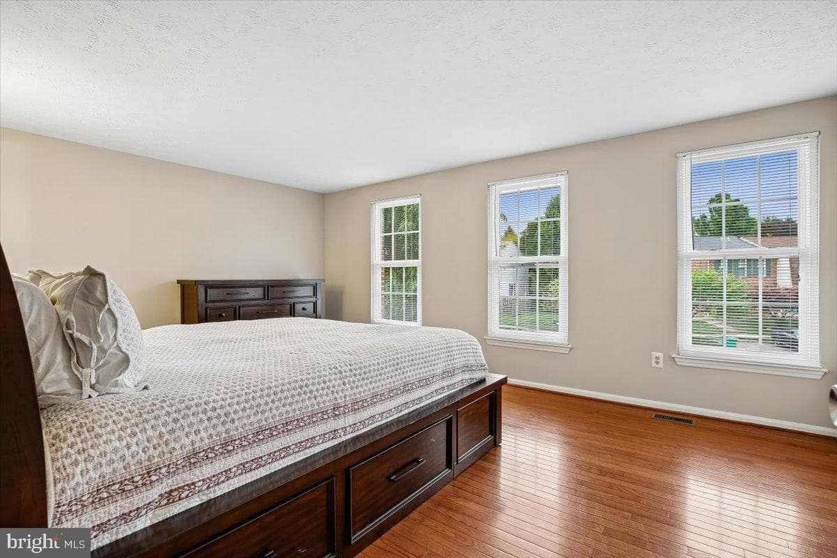 639 Coral Reef Drive photo 19