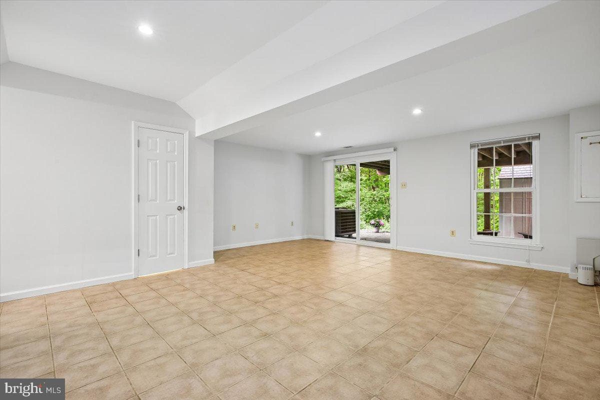 639 Coral Reef Drive photo 25