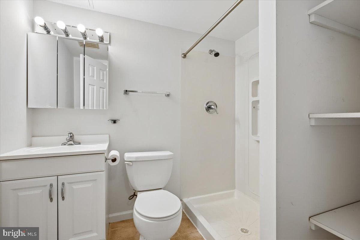 639 Coral Reef Drive photo 27