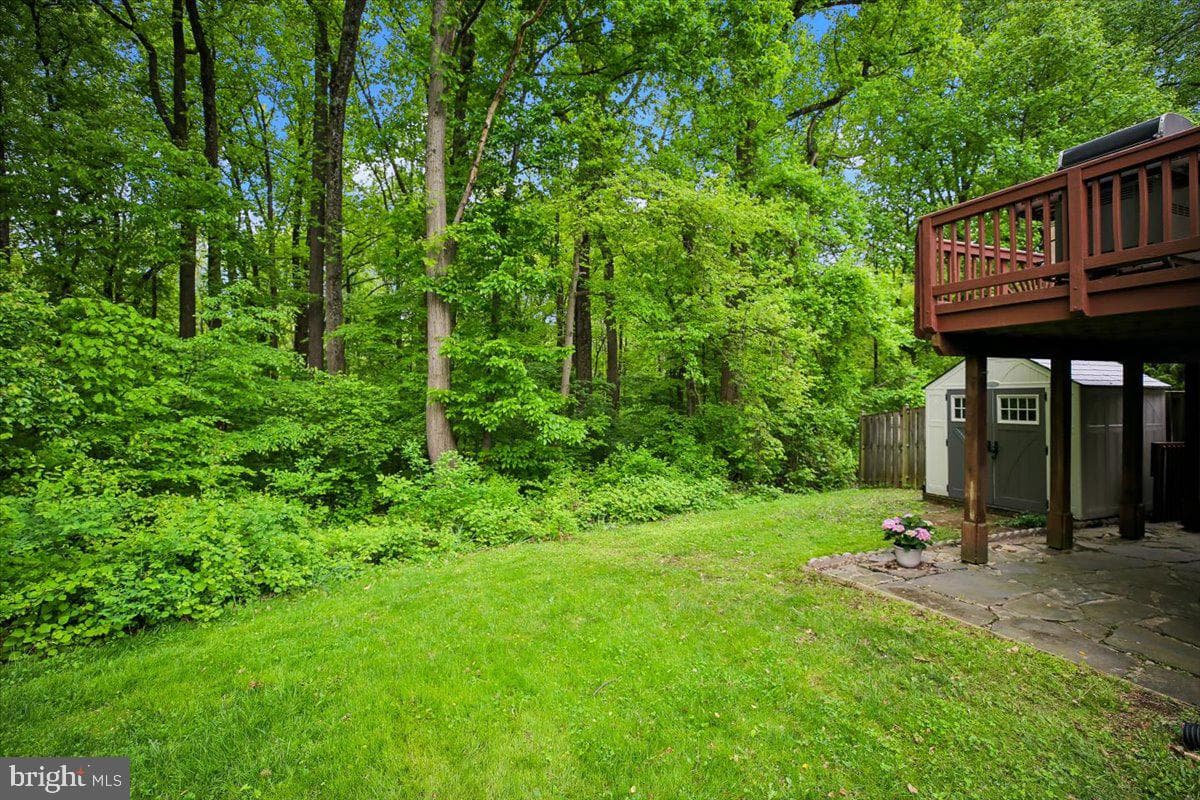 639 Coral Reef Drive photo 33