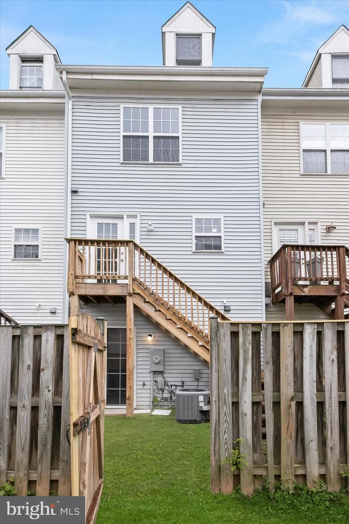 13523 Hamlet Square Court photo 48