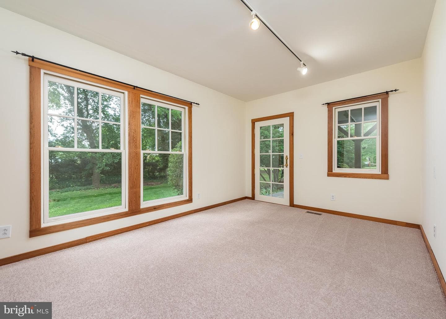 1300 Parrs Ridge Drive photo 30