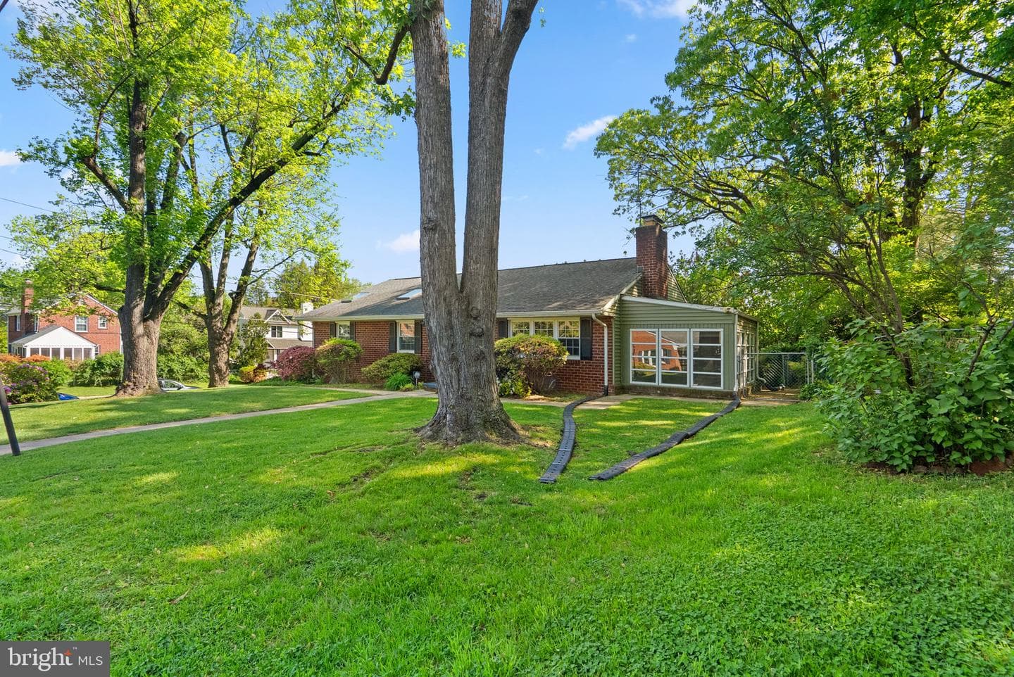 9807 Merwood Lane photo 3