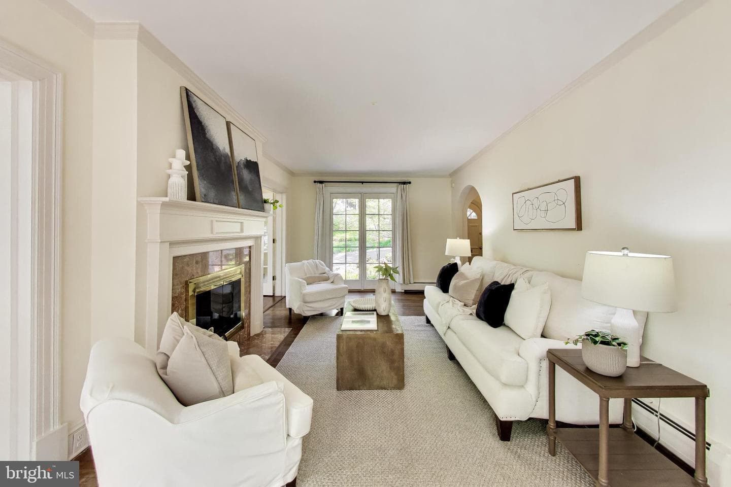 4118 Woodbine Street photo 11