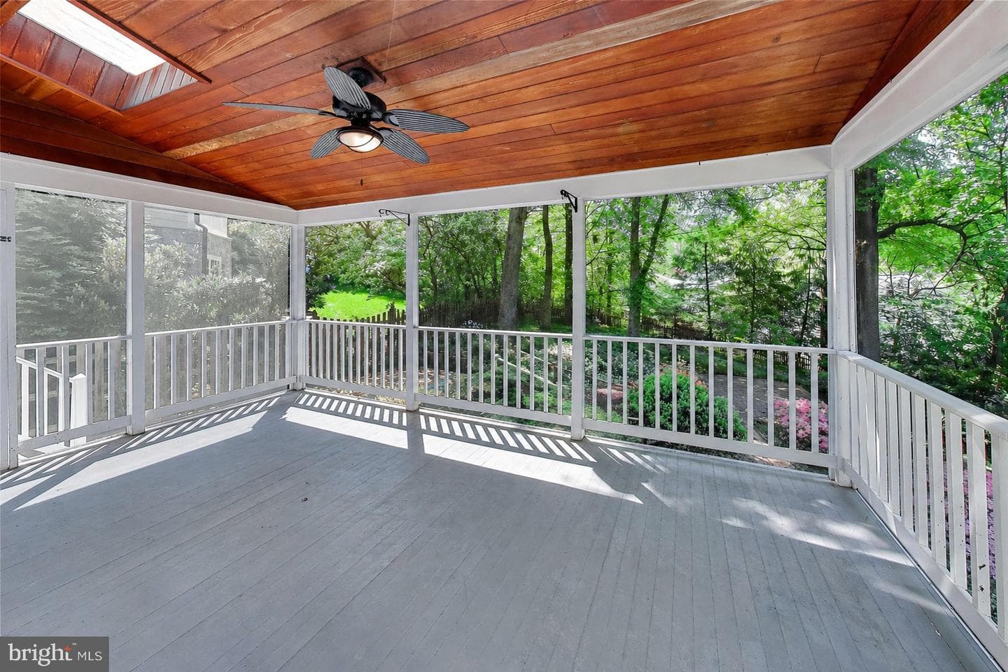 4118 Woodbine Street photo 52
