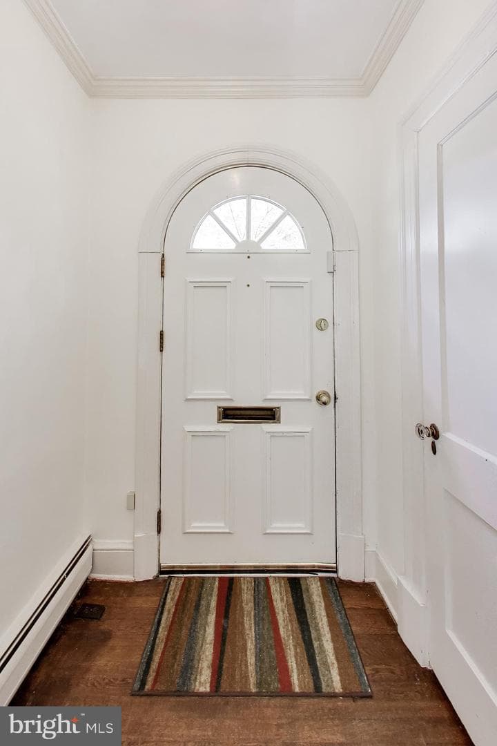 4118 Woodbine Street photo 7