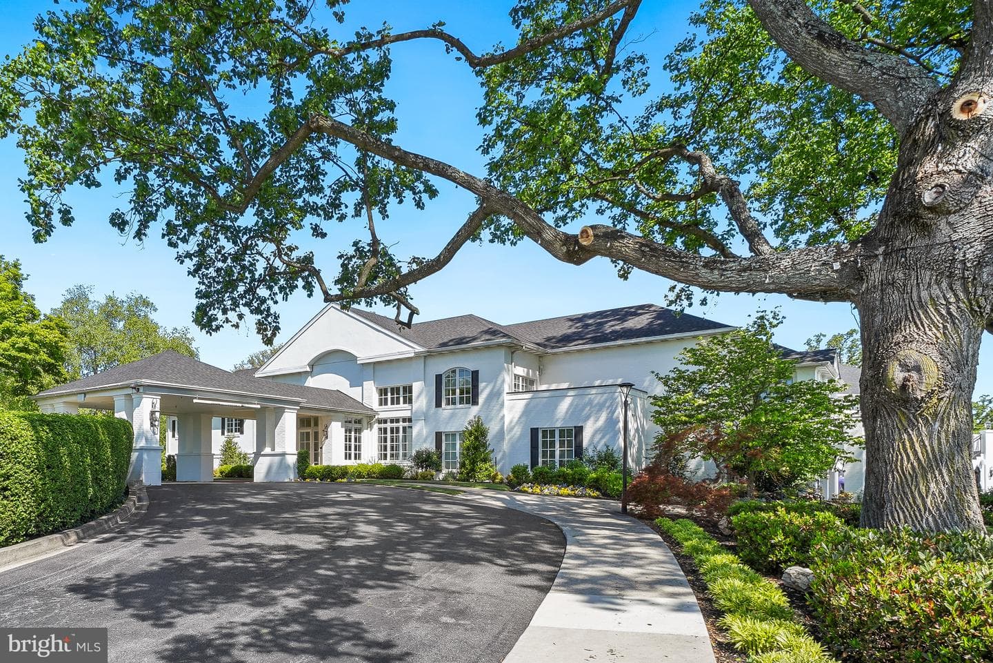 4000 Beverly Road photo 43
