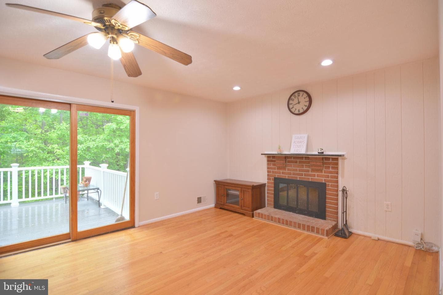 16408 Apache Lane photo 30