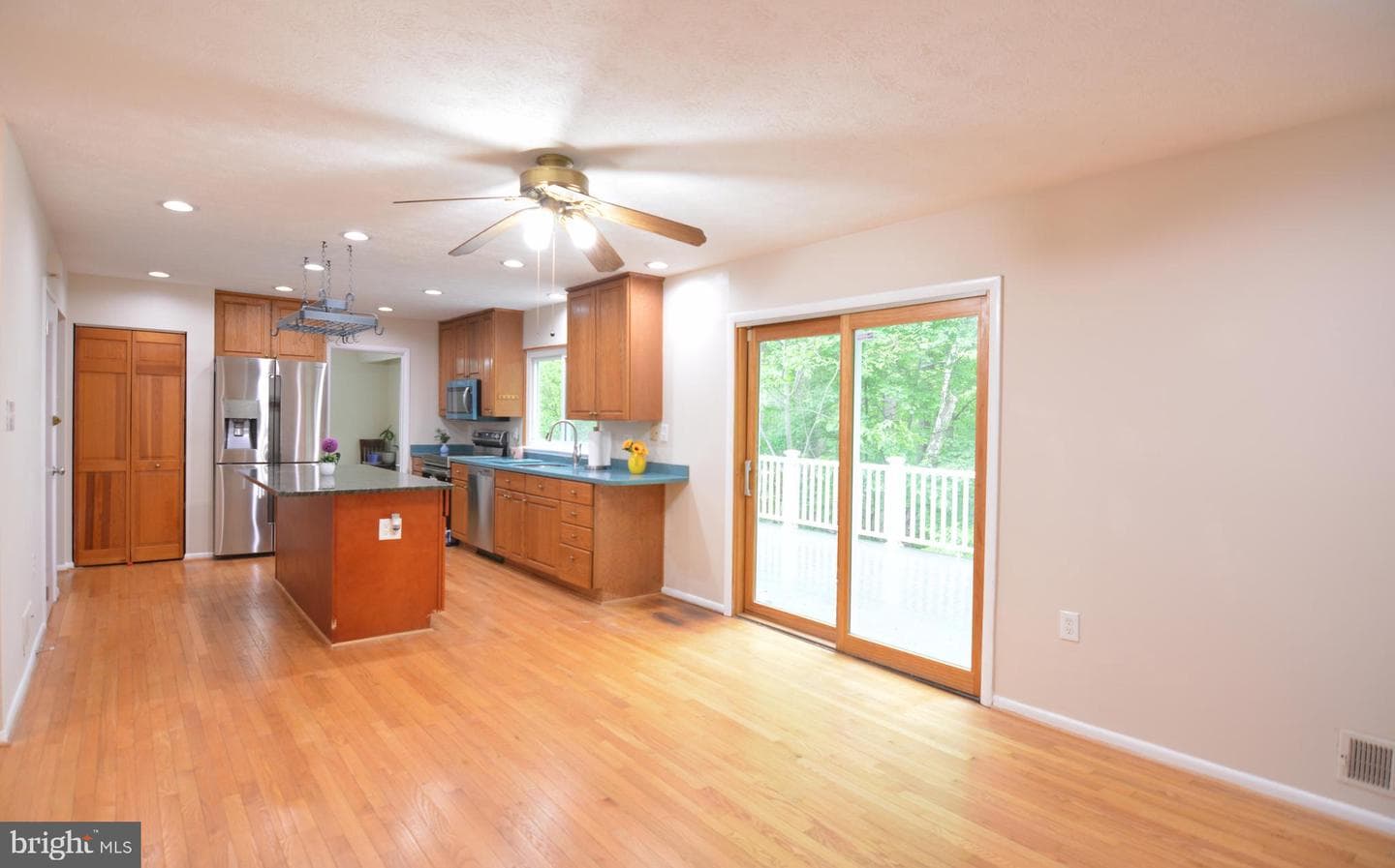 16408 Apache Lane photo 32