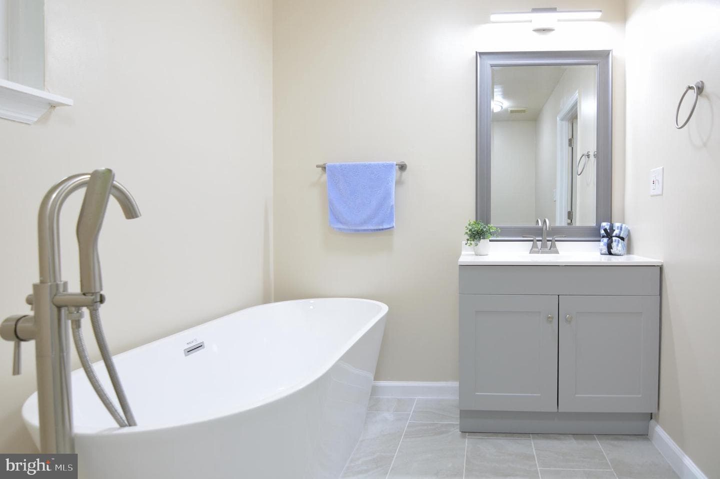 16408 Apache Lane photo 44