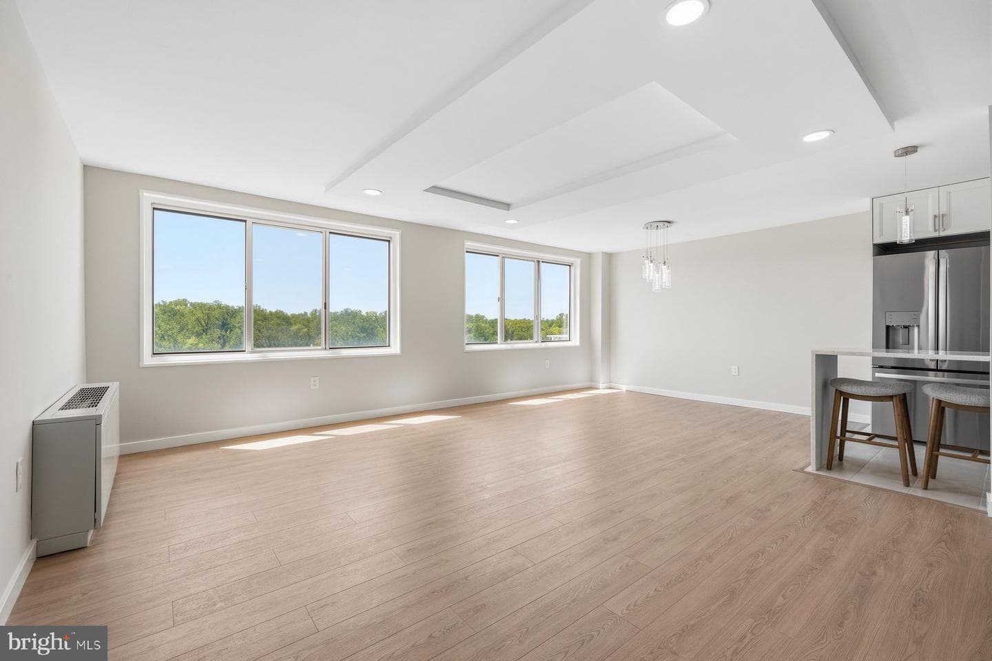 10201 Grosvenor Place #1626 photo 3