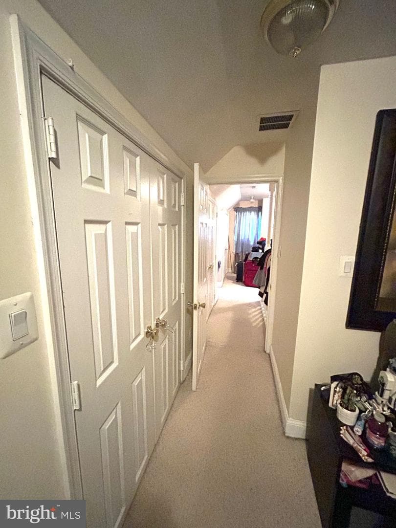 906 Dryden Court photo 8