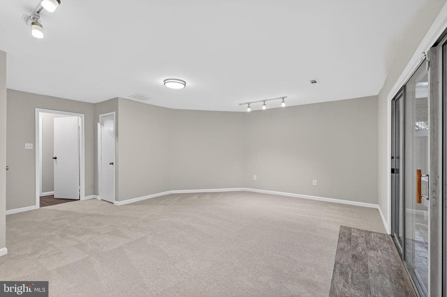 20202 Waterside Drive photo 23