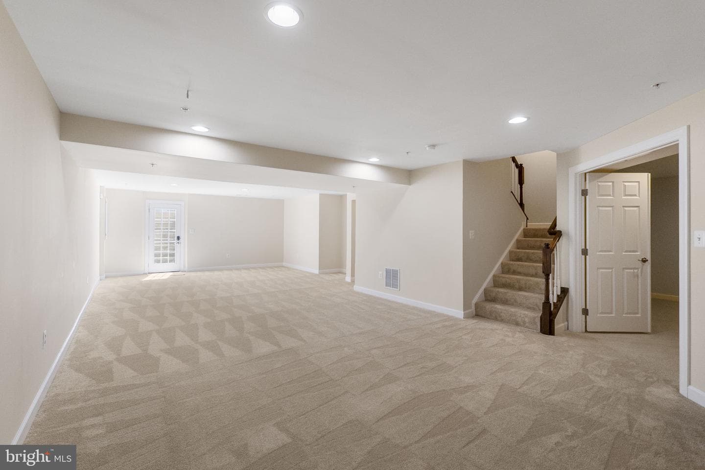 23037 Spicebush Drive photo 38