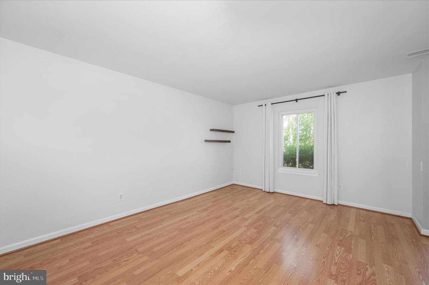 19378 Keymar Way photo 7