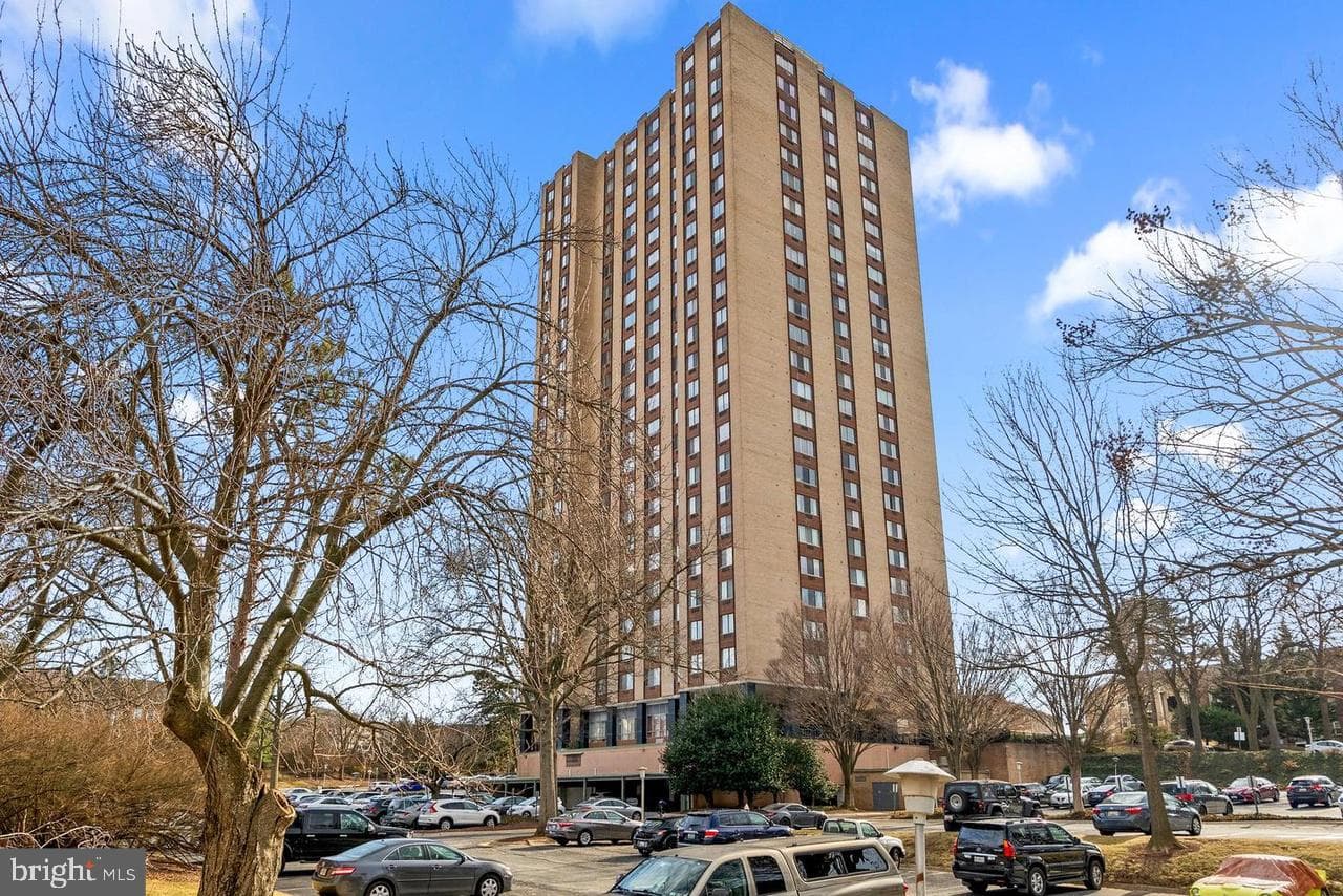 9701 Fields Rd # 1808, Gaithersburg