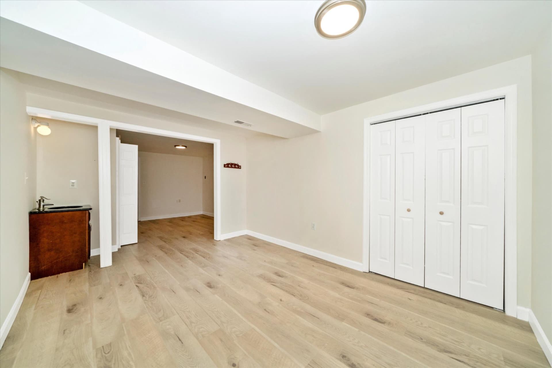 15204 Aylesbury Street photo 21