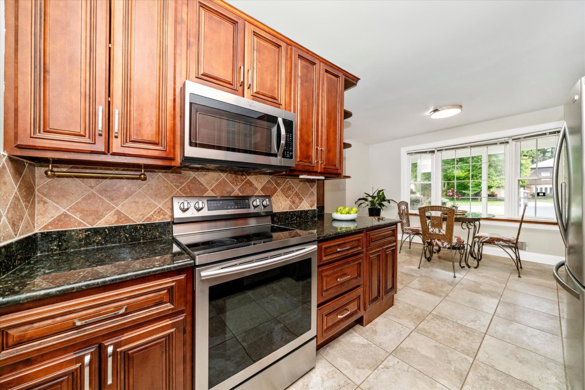 15204 Aylesbury Street photo 5