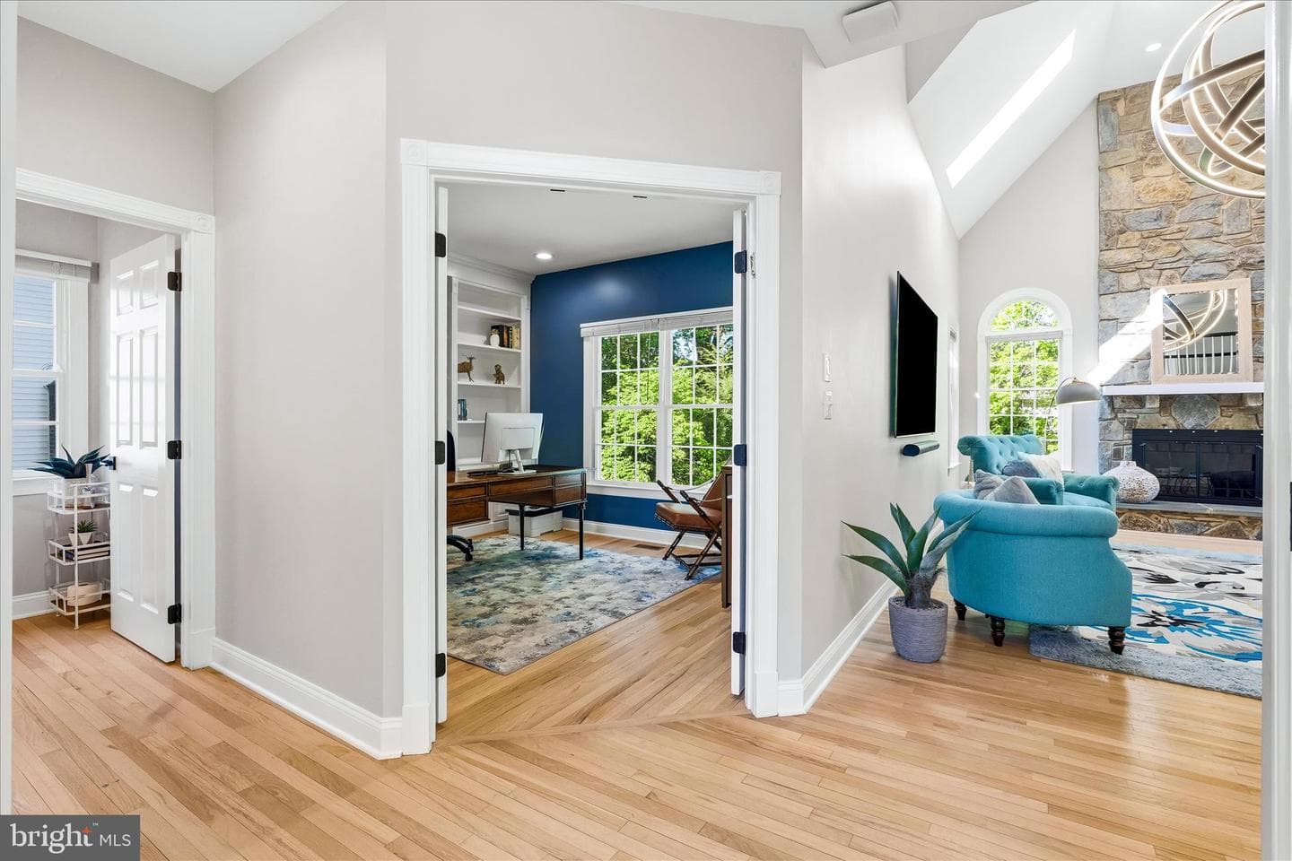 10107 Daphney House Way photo 14