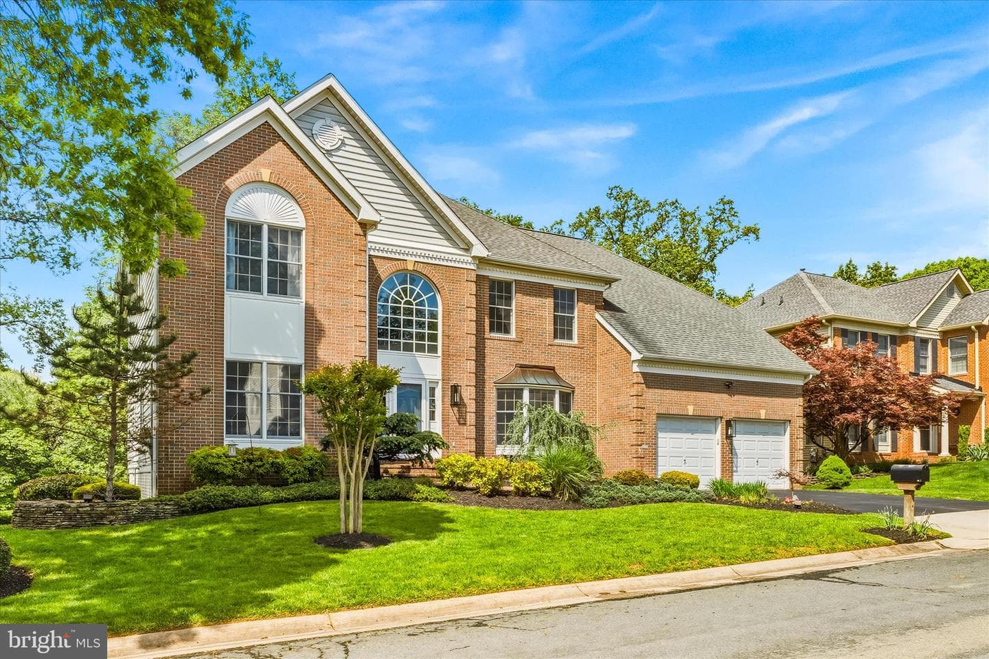 10107 Daphney House Way photo 3