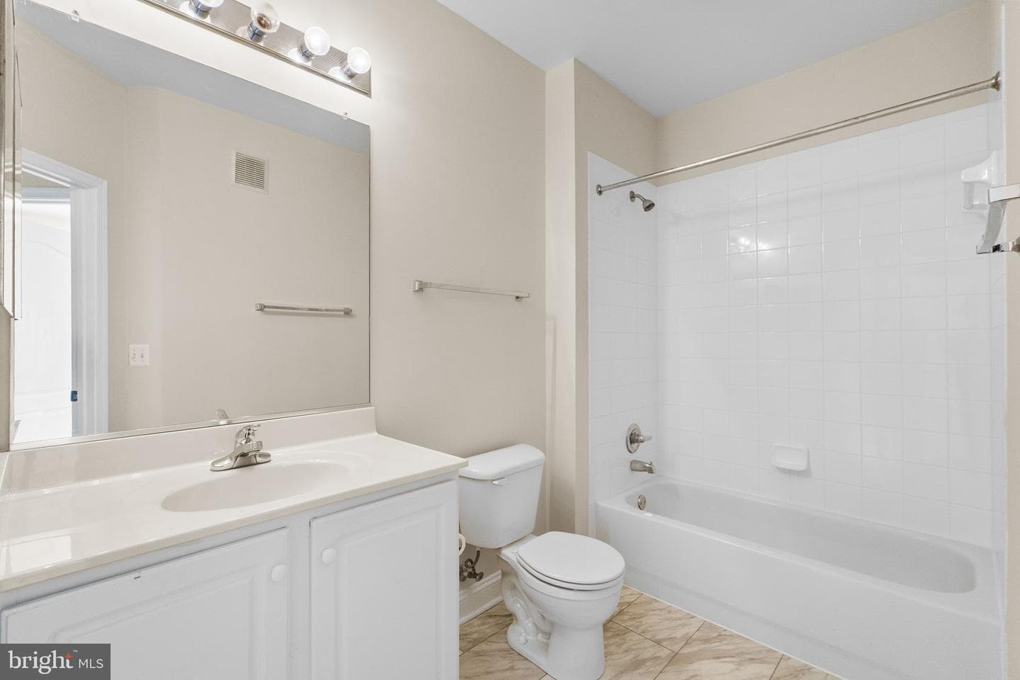12824 Clarksburg Square Road #204 photo 28