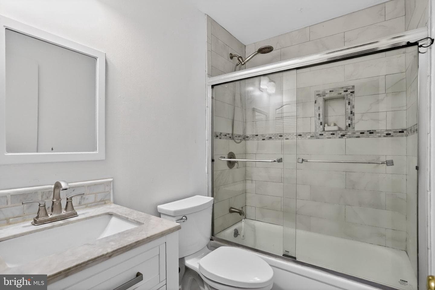 9904 Tambay Court photo 9