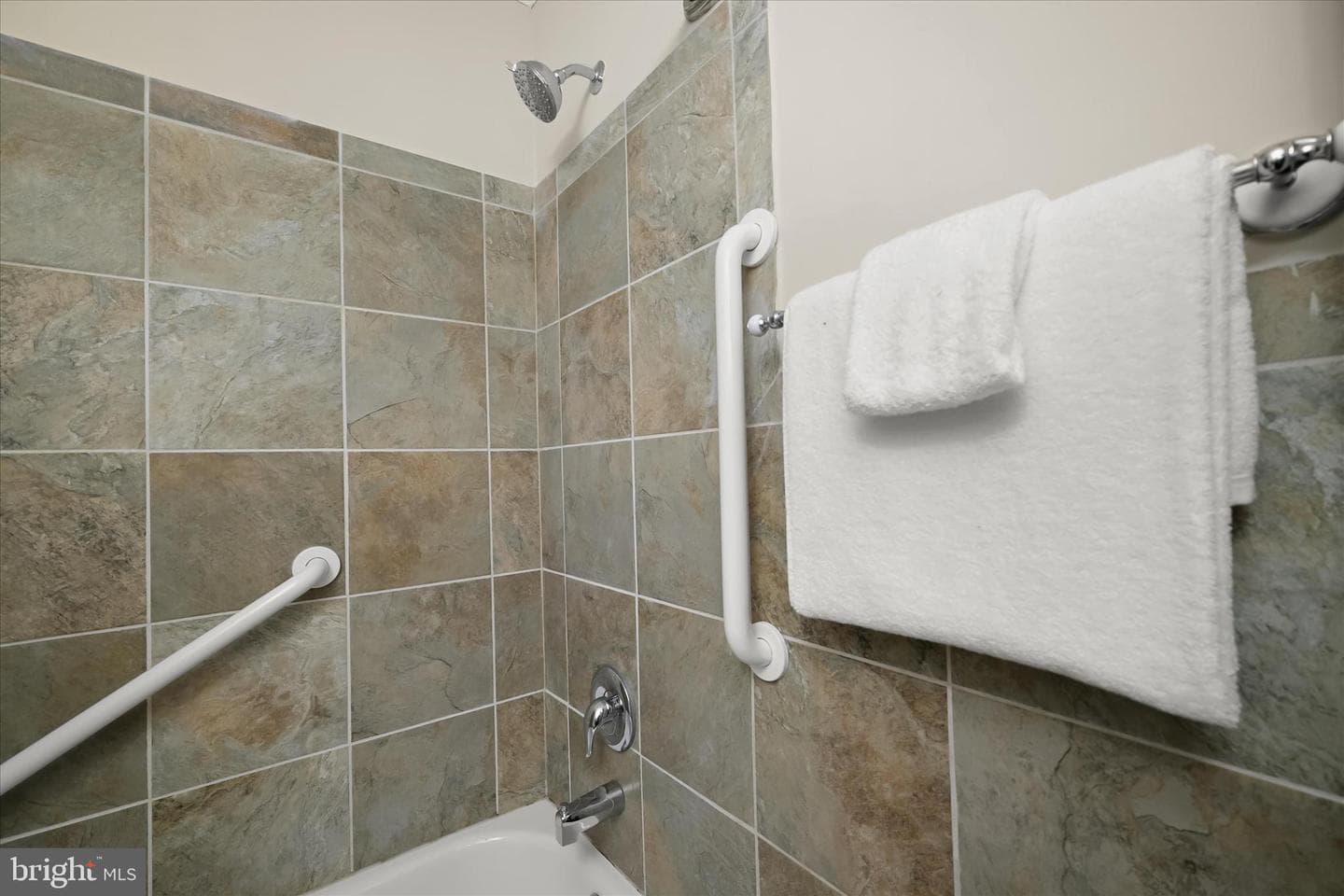 10128 Hereford Place photo 28