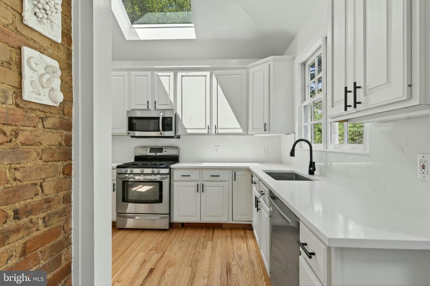 1102 Edgevale Road photo 32