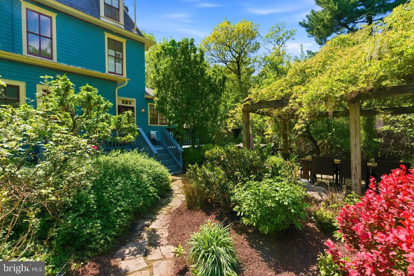 1102 Edgevale Road photo 69