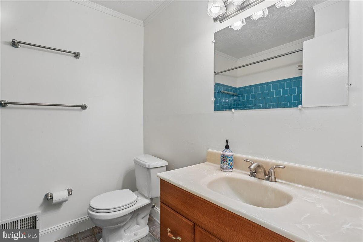 5401 Amberwood Lane photo 68