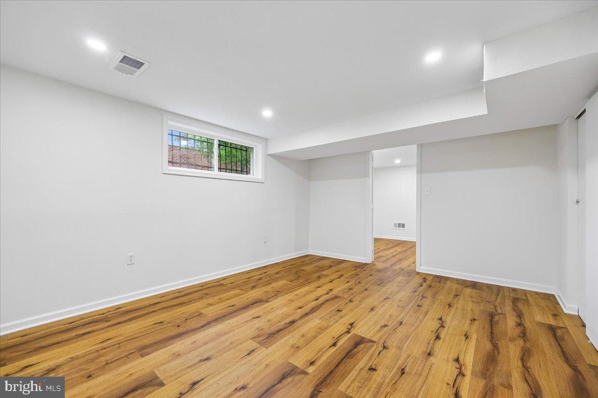 1105 Lamberton Drive photo 48