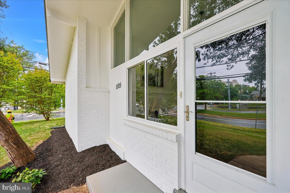 1105 Lamberton Drive photo 58