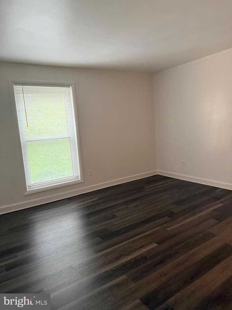 11923 Parklawn Drive #304 photo 7