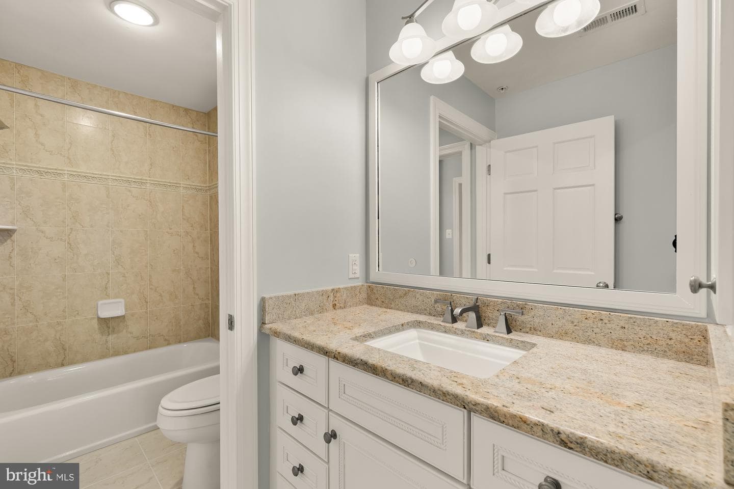 5501 Montgomery Street photo 21