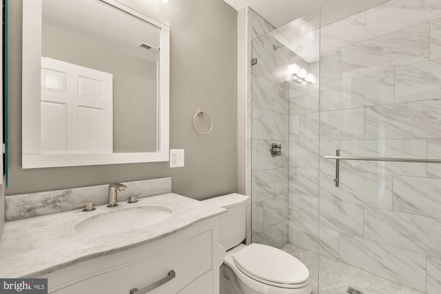 5501 Montgomery Street photo 23