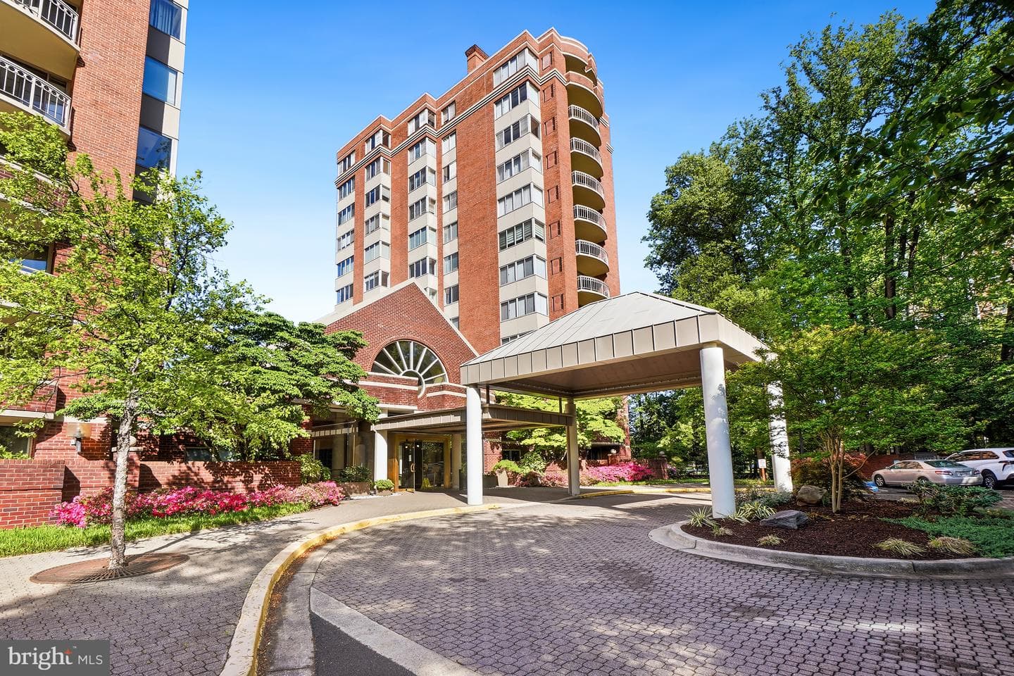5802 Nicholson Lane #2-607, Rockville