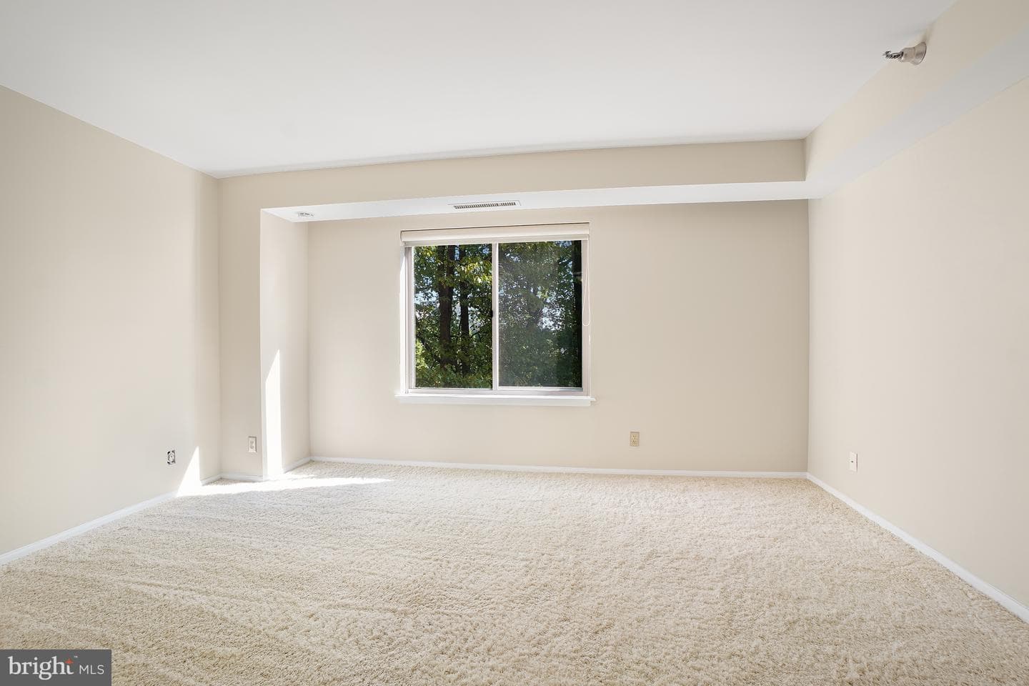 5802 Nicholson Lane #2-607 photo 15