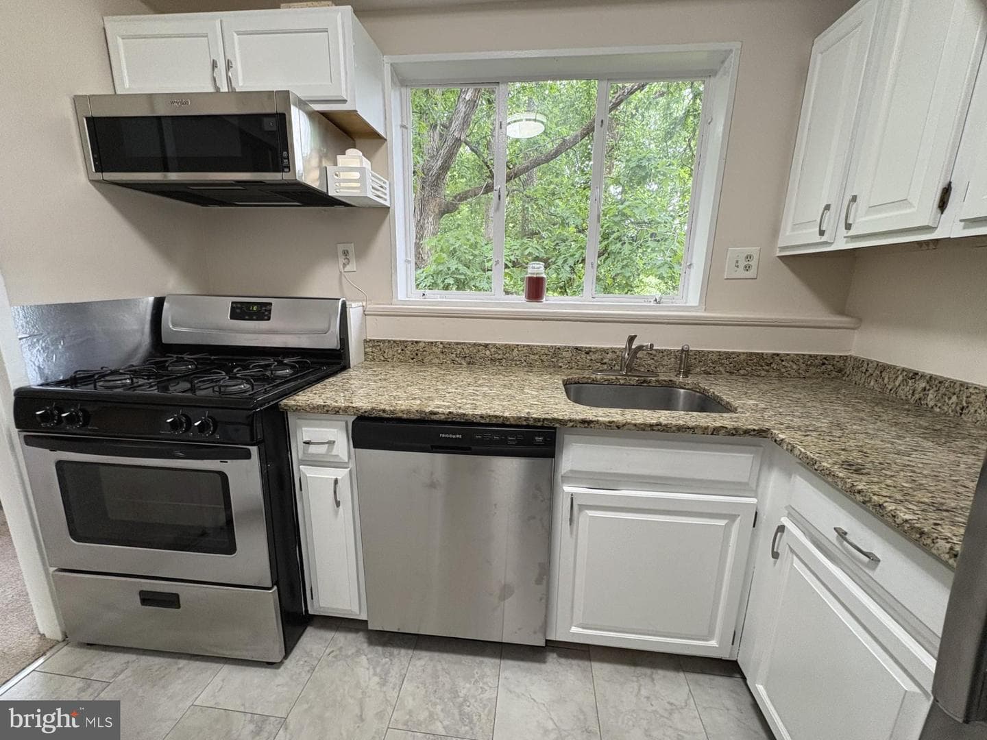 10403 Montrose Avenue #201 photo 13