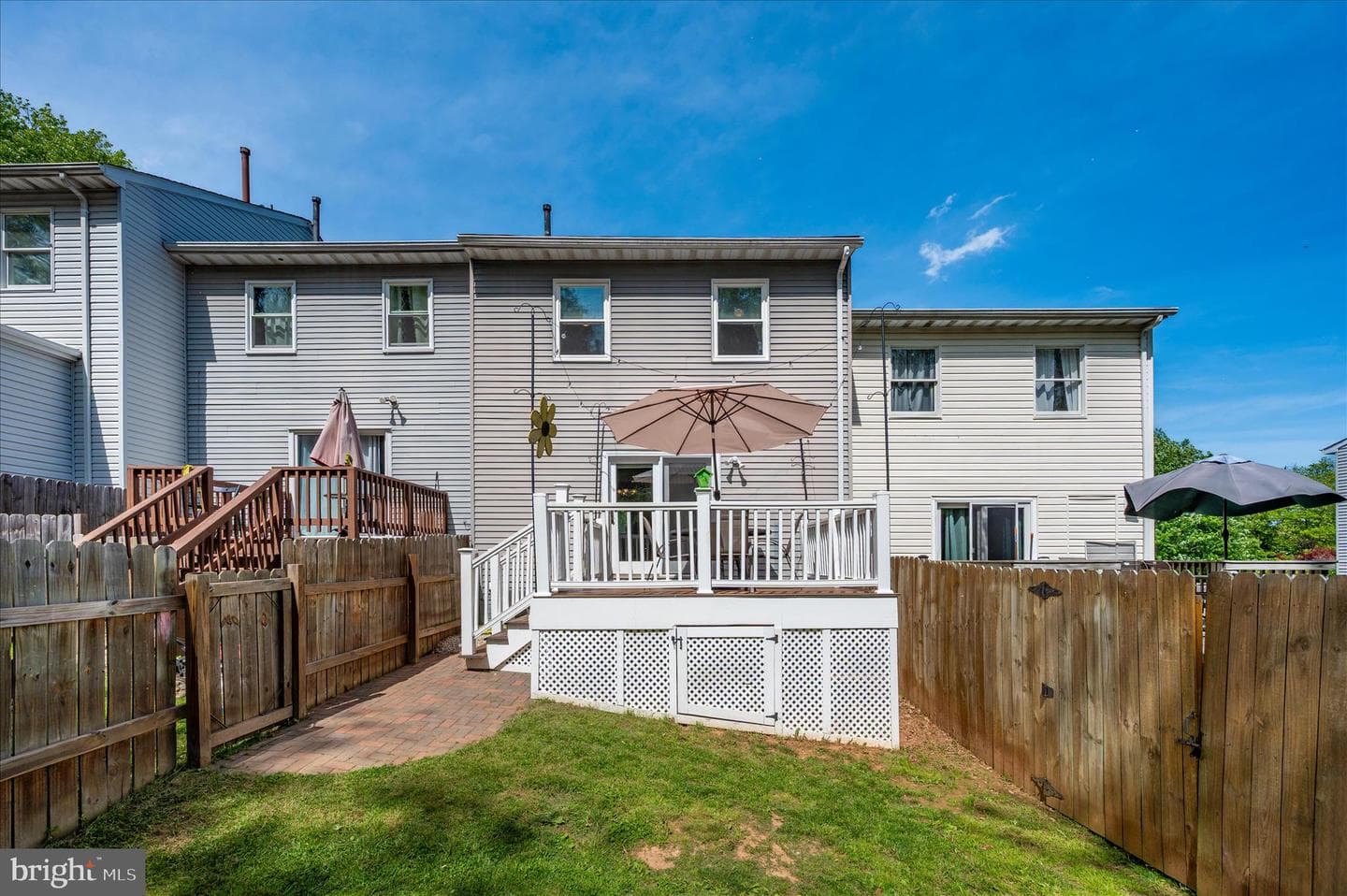 10120 Nightingale Street photo 49