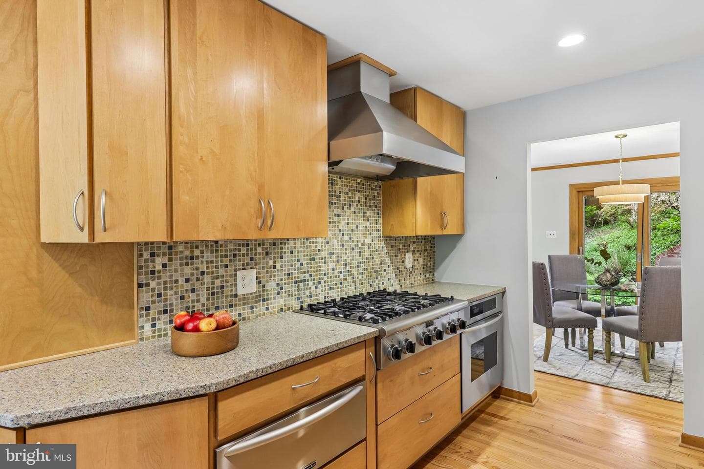 3512 Woodbine Street photo 21